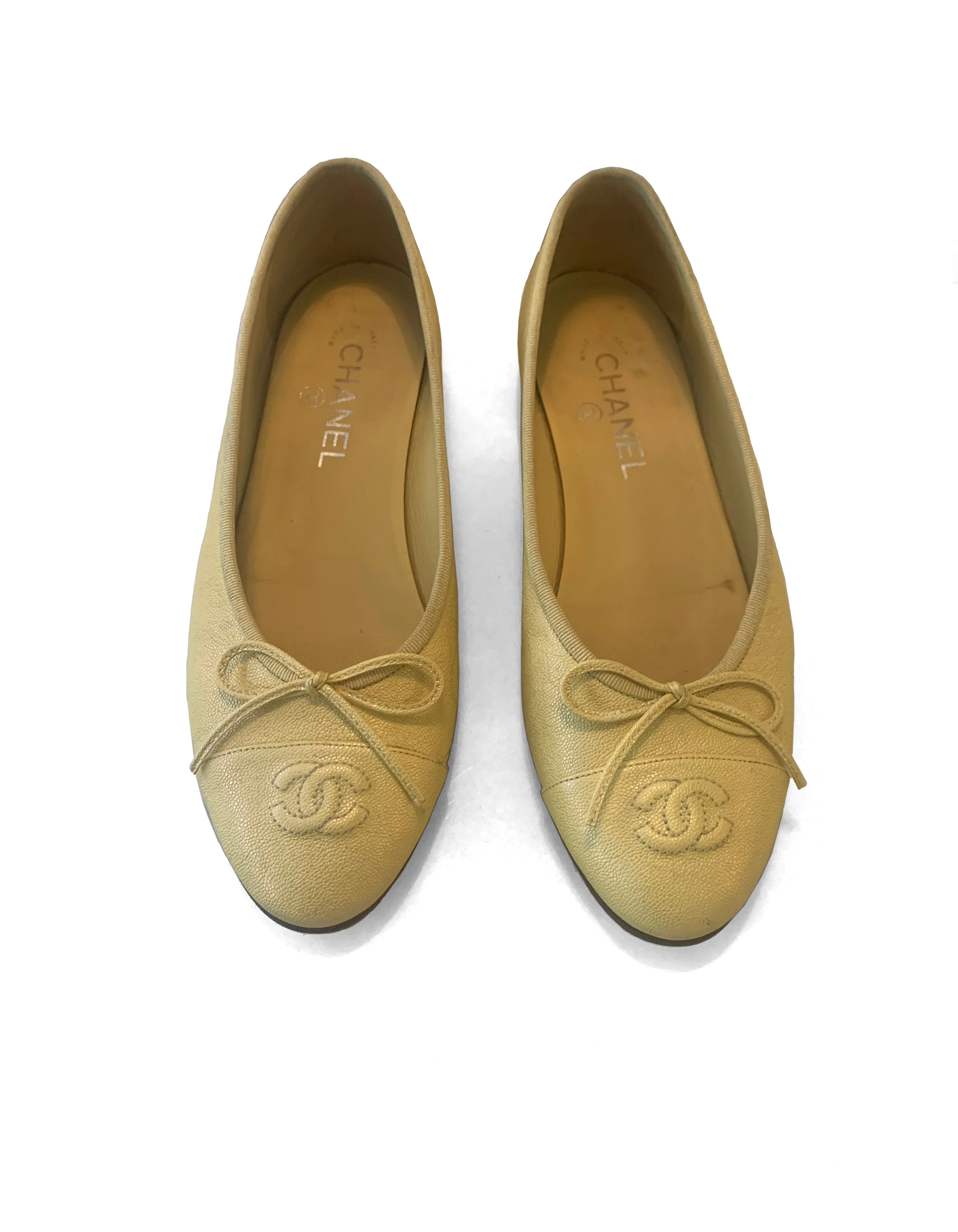 Chanel 2019 Iridescent Yellow Caviar CC Ballet Flats sz 39