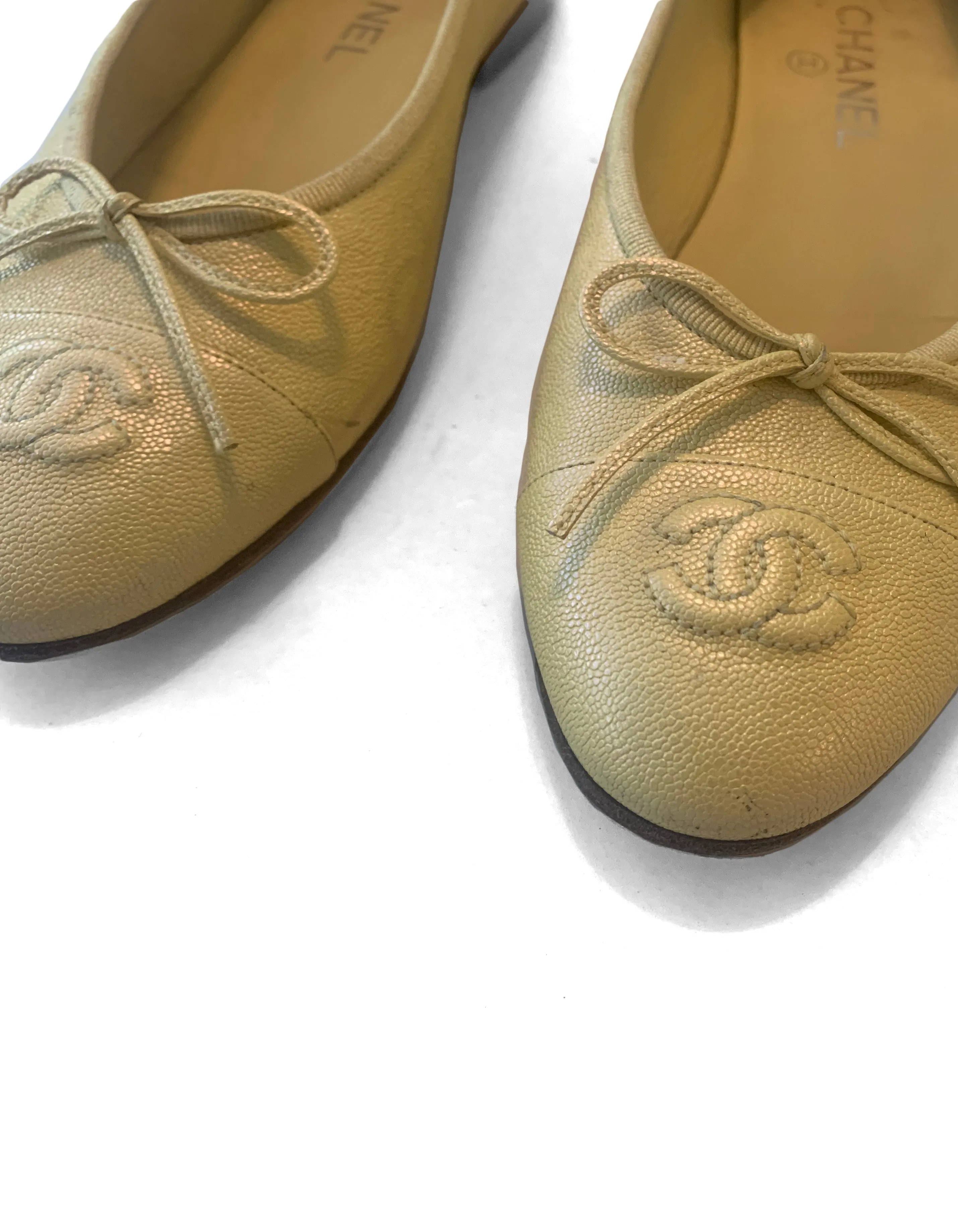 Chanel 2019 Iridescent Yellow Caviar CC Ballet Flats sz 39