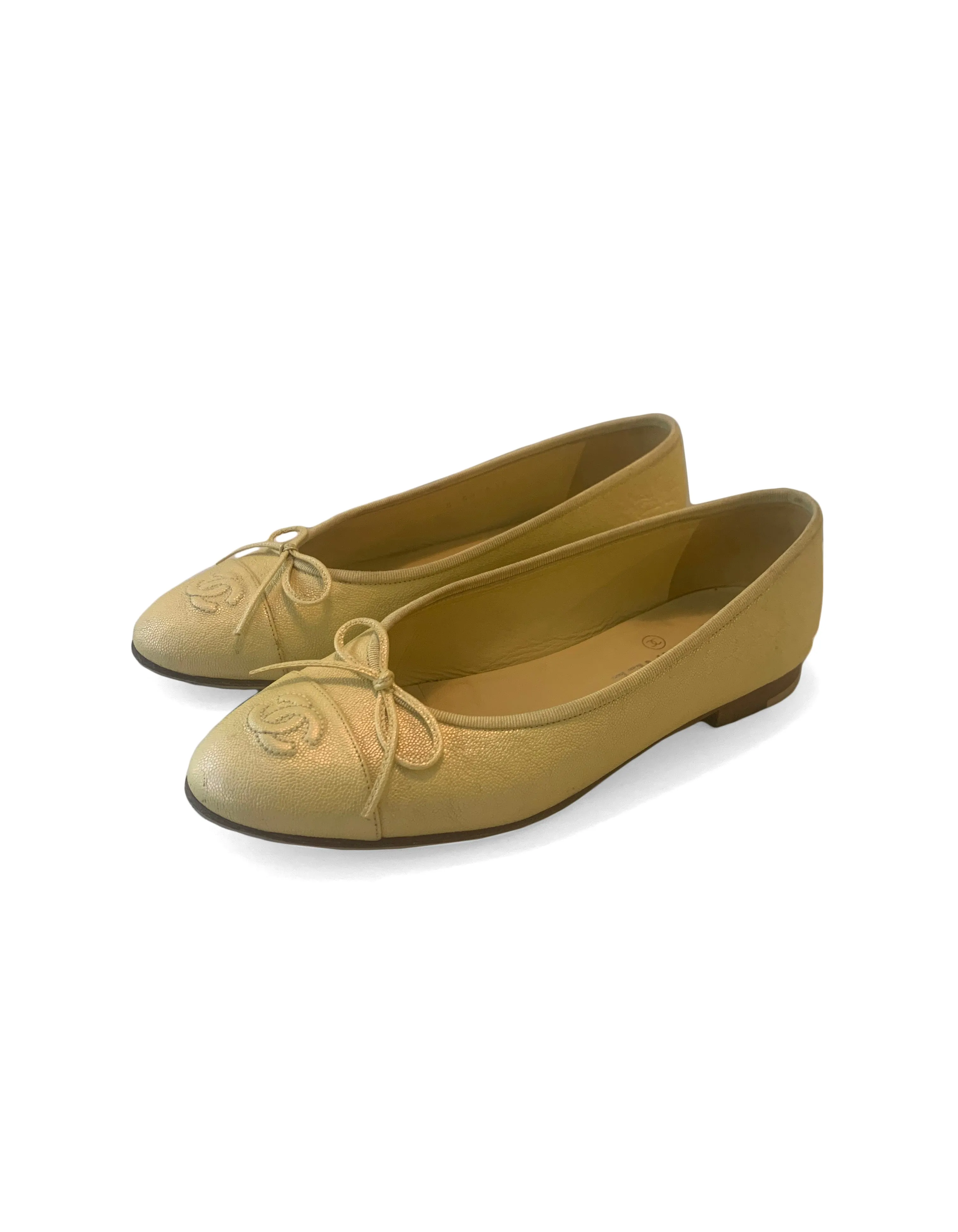 Chanel 2019 Iridescent Yellow Caviar CC Ballet Flats sz 39