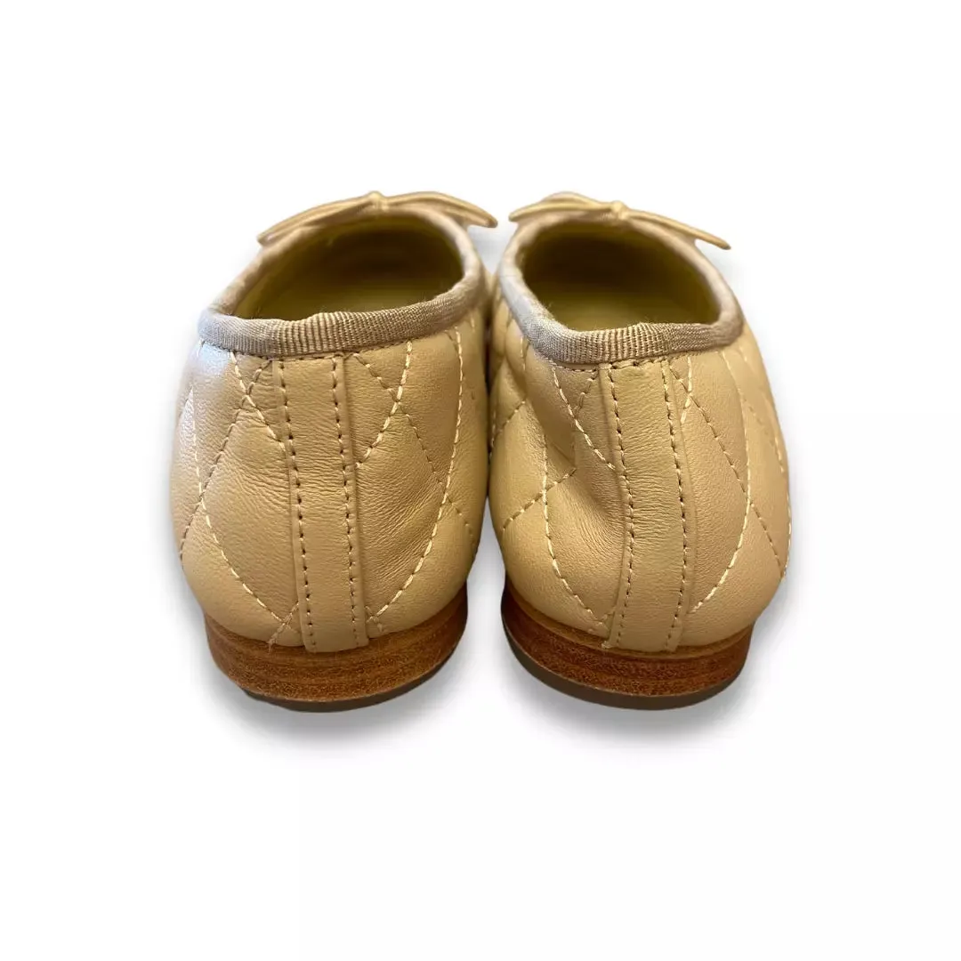 CHANEL BEIGE LEATHER BALLET FLATS