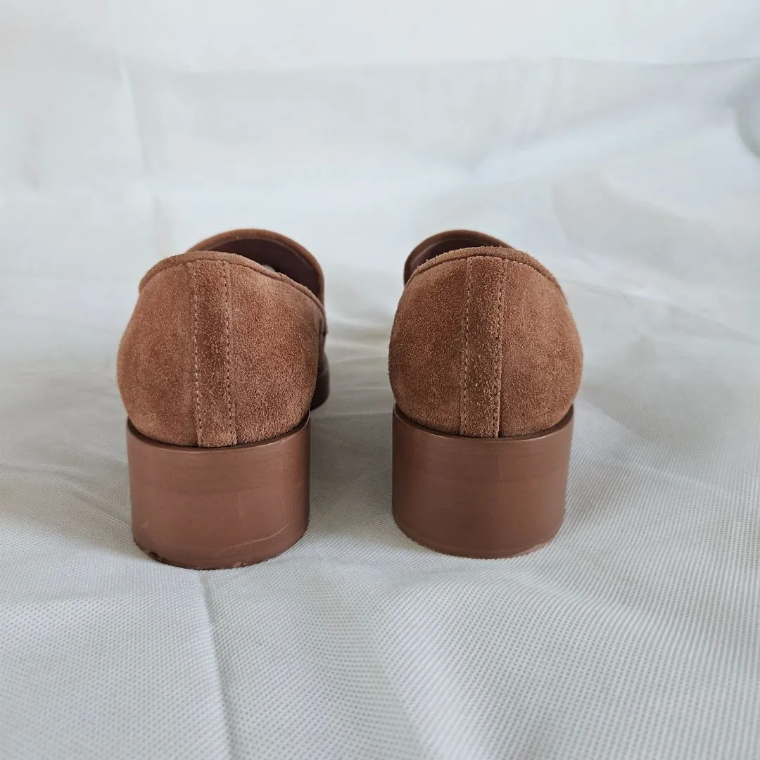 Chanel Mules Velvet Goatskin in Natural, 37.5