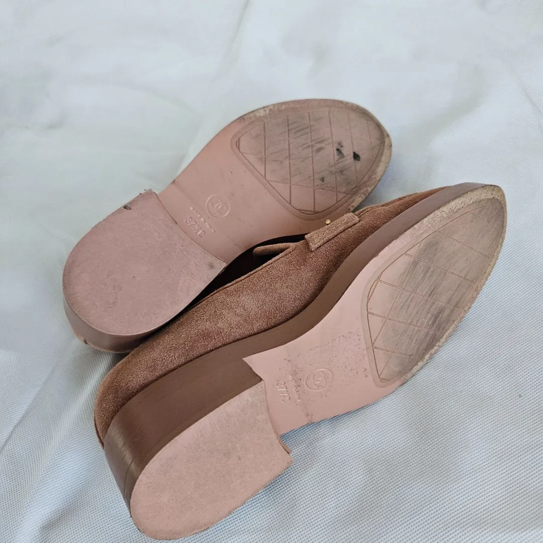 Chanel Mules Velvet Goatskin in Natural, 37.5