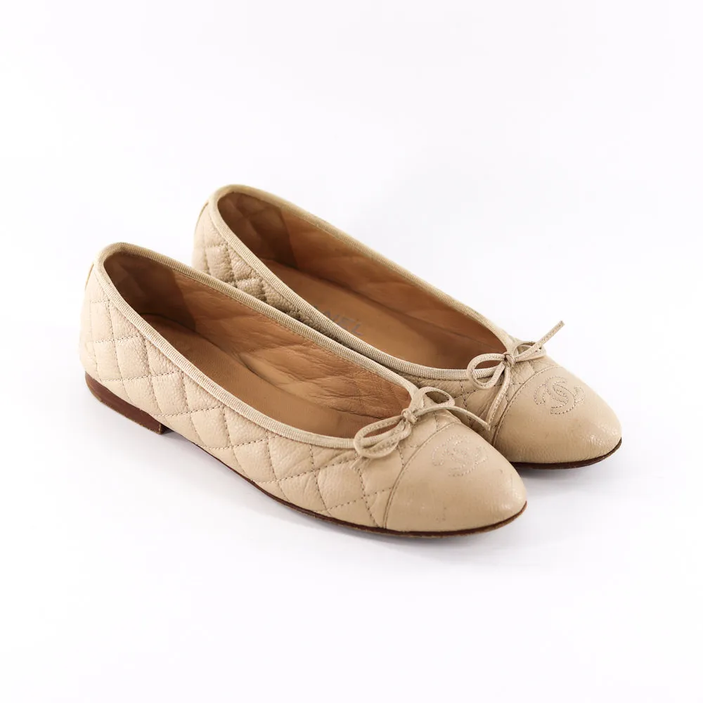Chanel Nude Classic Grained Leather CC Flats