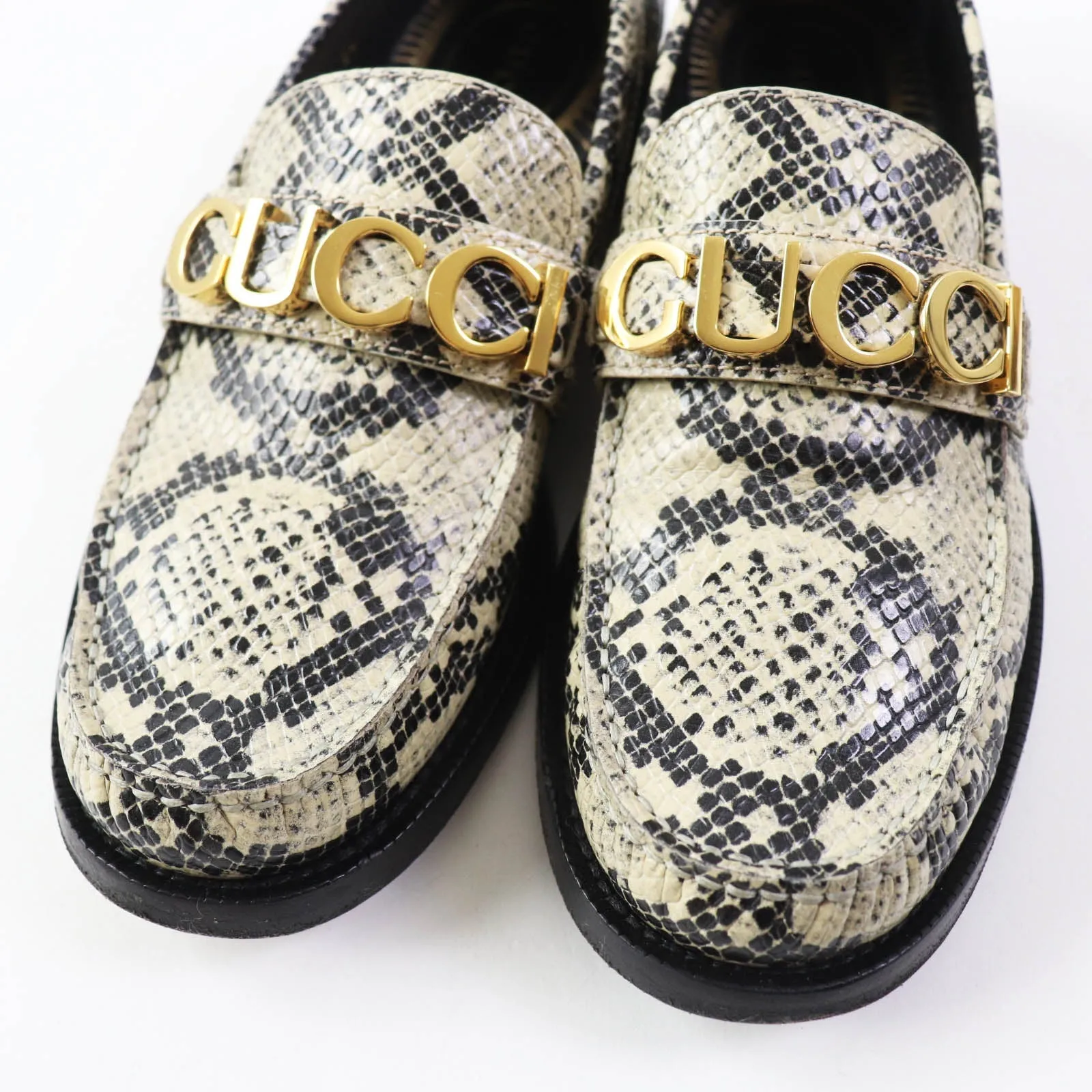 GUCCI loafers 700036 Embossed leather Beige black 38