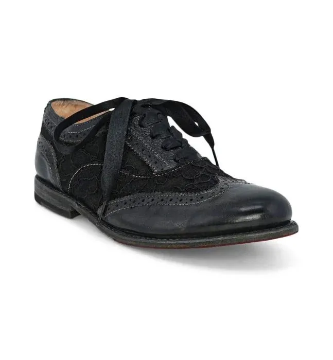 Maude Vintage Style Shoes in Black