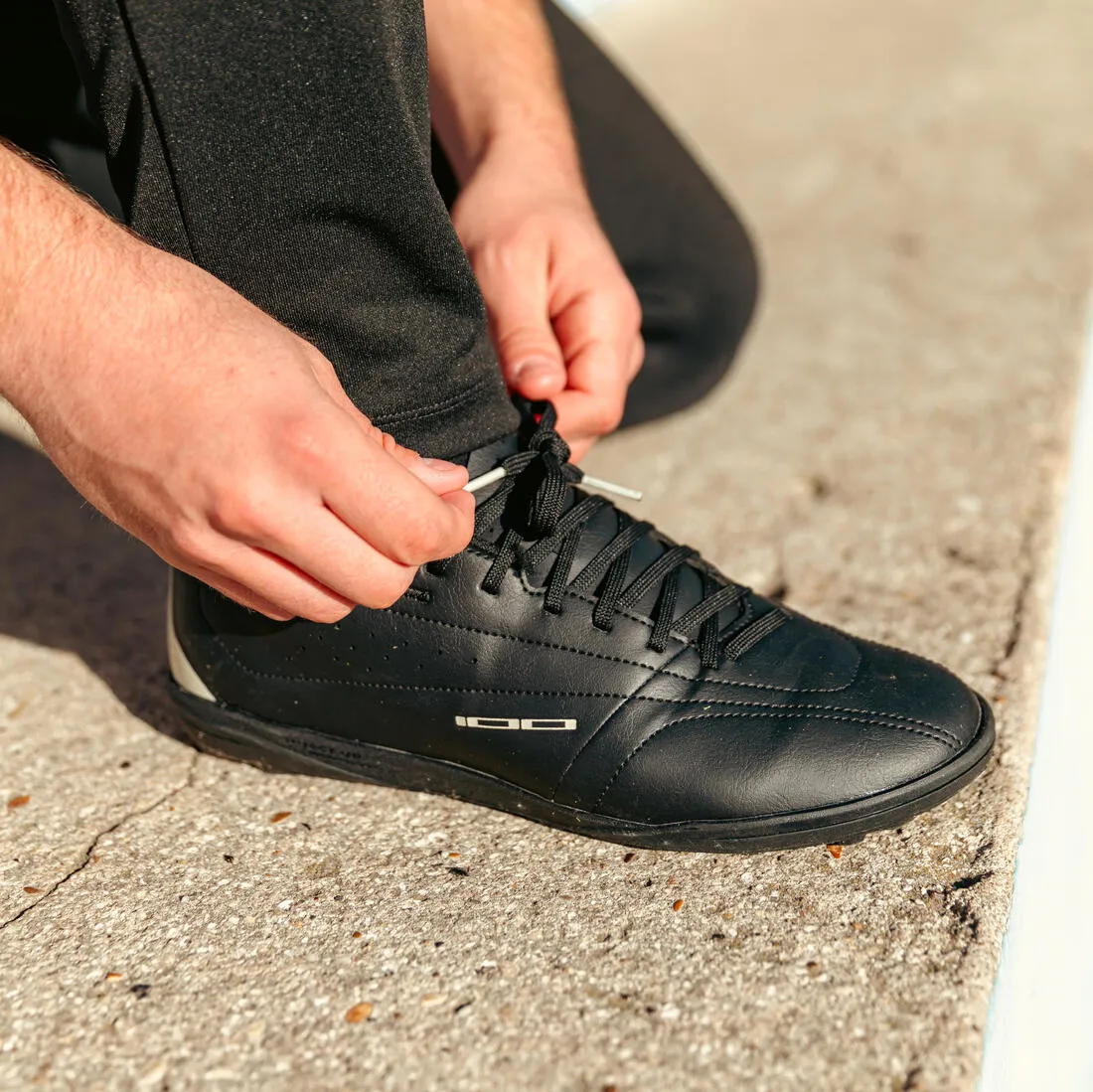 Turf Football Boots 100 TF - Black